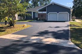 Best Driveway Pressure Washing  in Grand Coulee, WA